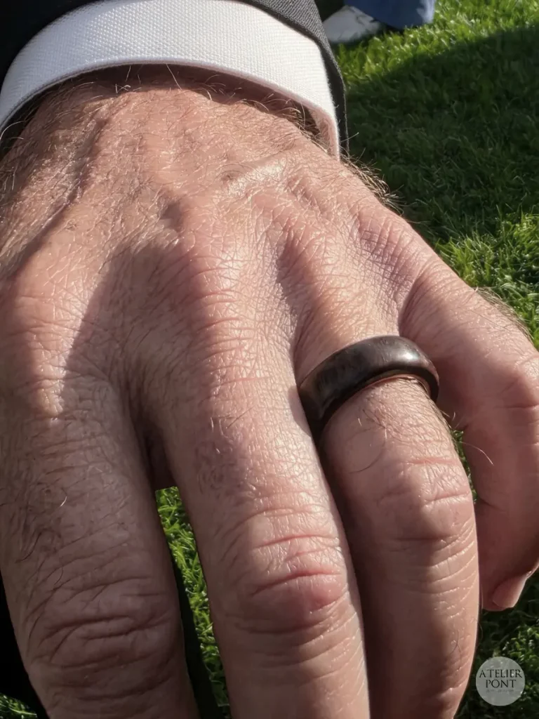 Alianza de quebracho y cobre utilizada durante la boda